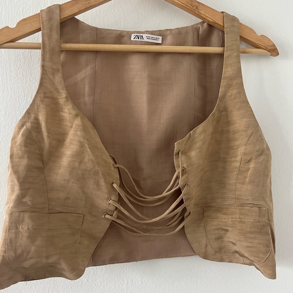 Zara Tan Sleeveless Crop Tank Top